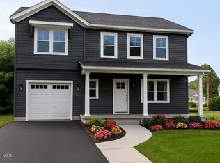 1049 Laura St, Schenectady, NY 12306