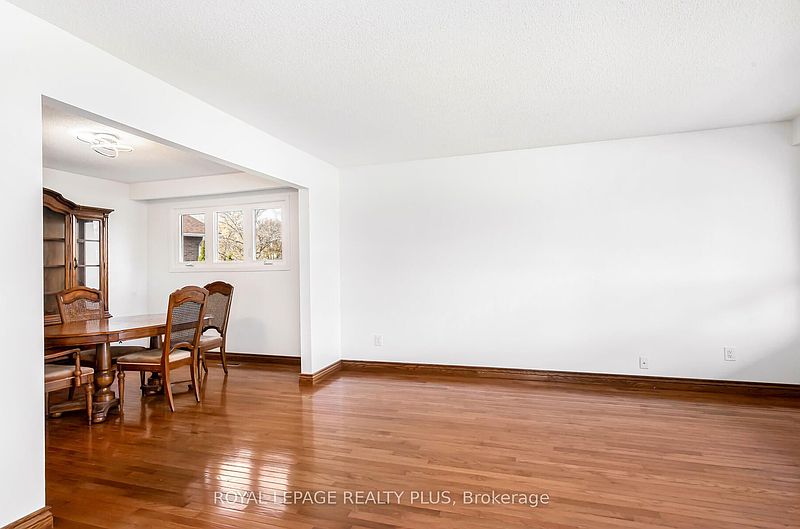Mississauga House for rent - 3 Bedrooms — photo 9