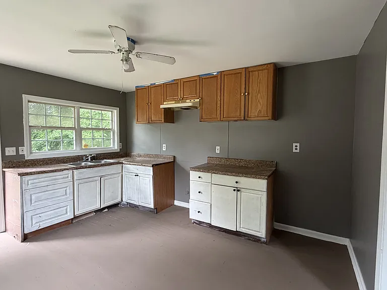 708 Ellis St — Photo 2