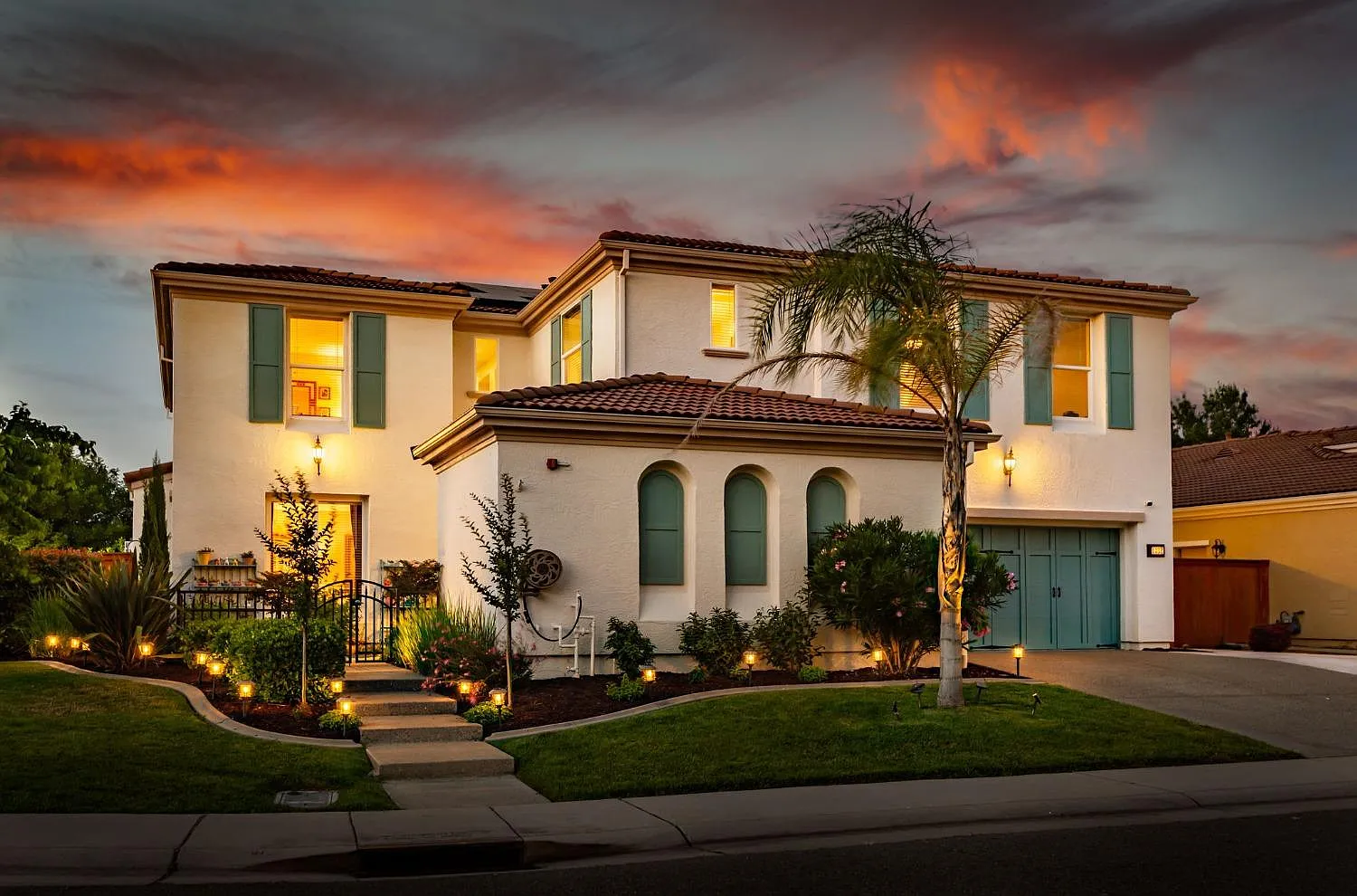 1432 Seymour Cir photo 1