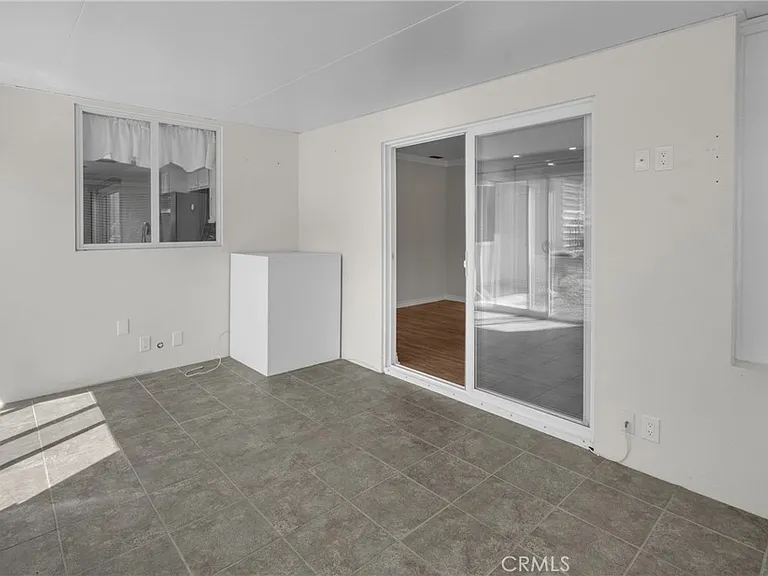 479 Calle Cadiz #B — Photo 24