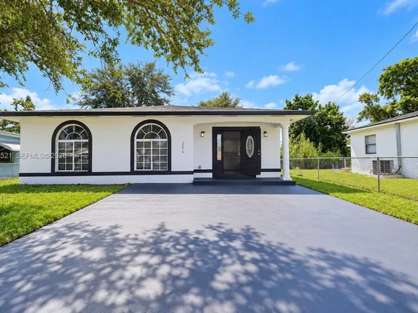 2276 NW 81st St, Miami, FL 33147