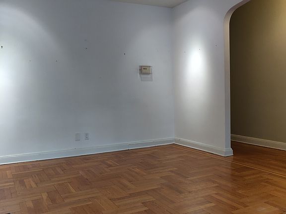 4th image of 4011 6th Ave APT 2