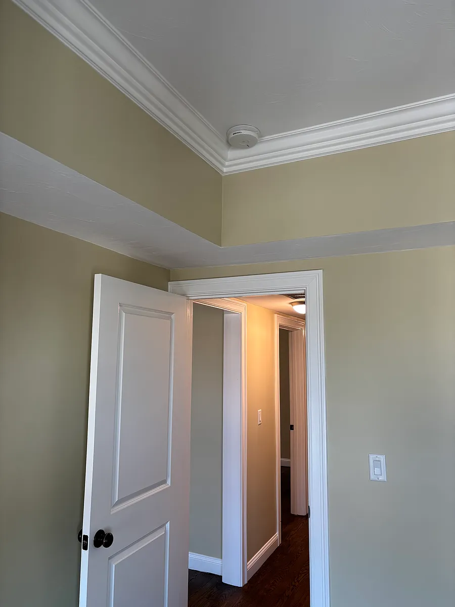 Building Photo - 11 Maywood St #3