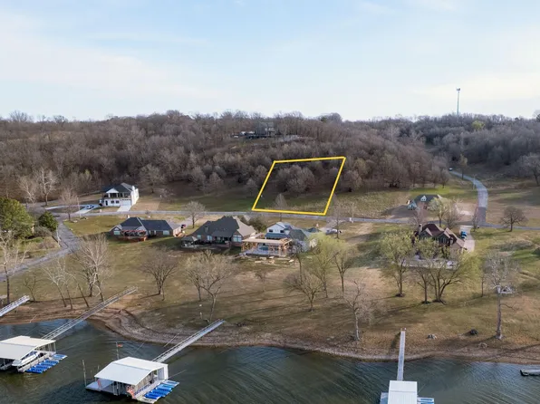 E 333rd Rd, Grove, OK 74344