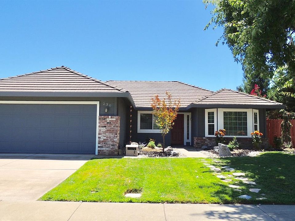 1st image of 230 Sandpiper Dr