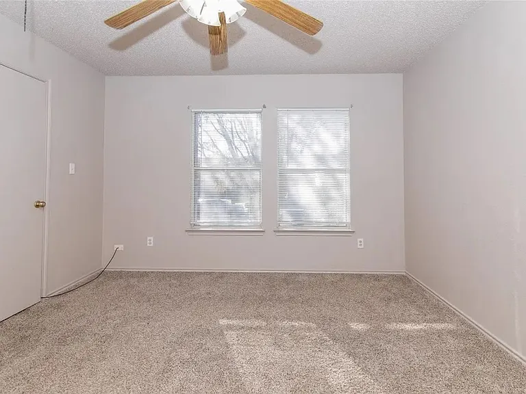12931 Heyerdahl Dr — Photo 12