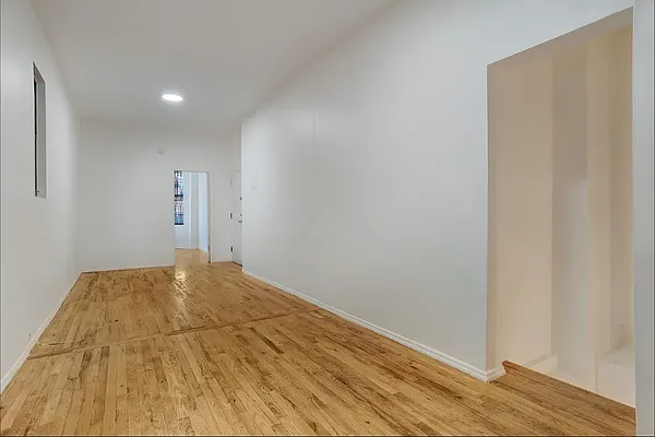 Rented by Compass | media 2
