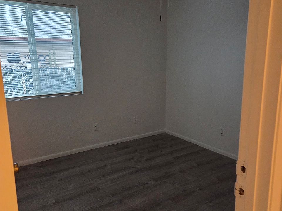 2nd image of 13415 N 21st Pl APT 2