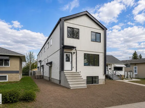 2-81 3rd St NW #12411, Edmonton, AB T6T 2V8