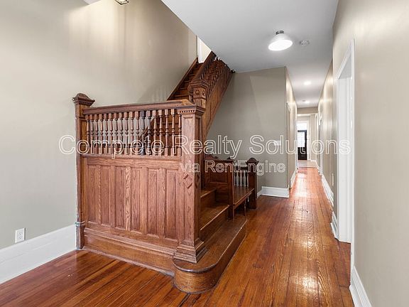 4th image of 2137 Russell Blvd #2F