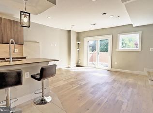 1723 Wisconsin Ave NW UNIT B, Washington, DC 20007