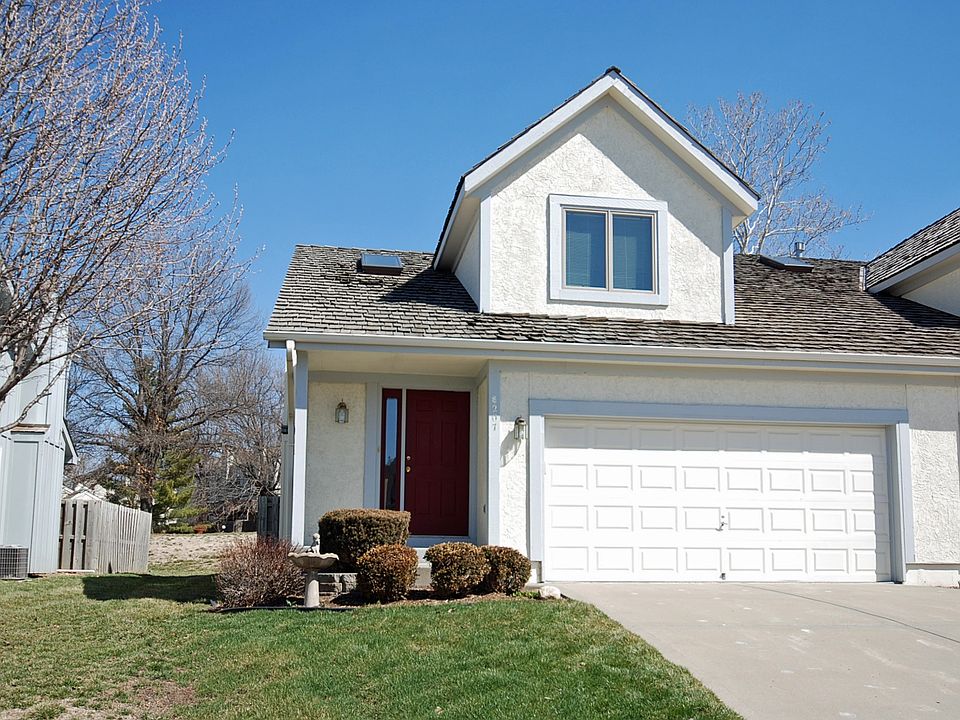 1st image of 8207 N Bradford Ct