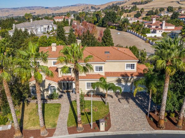 Fremont CA Luxury Homes For Sale - 245 Homes | Zillow