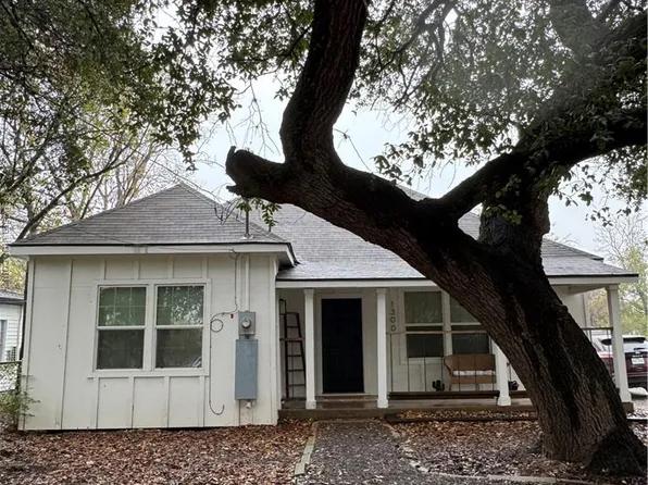 1300 Antone St, Bryan, TX 77803