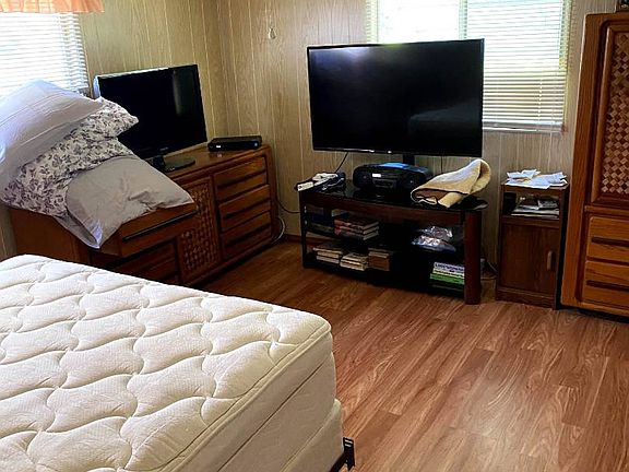 3rd image of 8552 Duchess Ct E #339