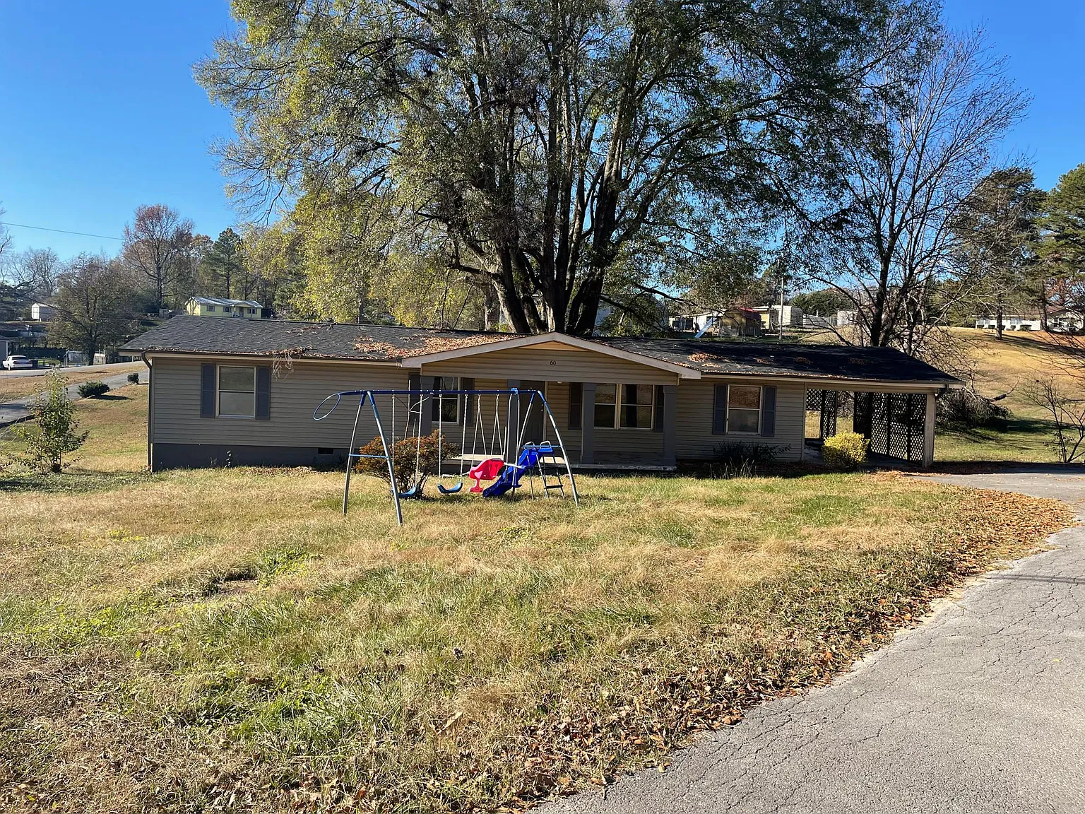 3 bed, 1344 sqft, $1,600 — Photo 1