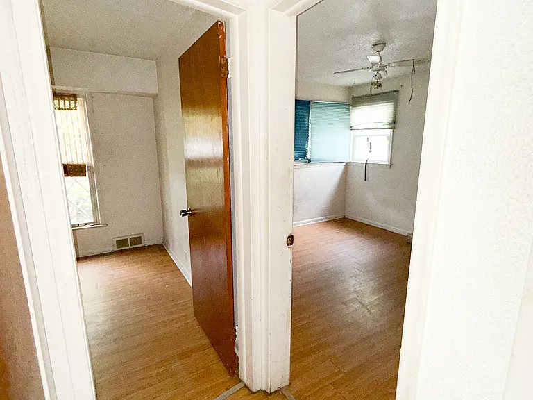 4205 Greenlawn Dr — Photo 6