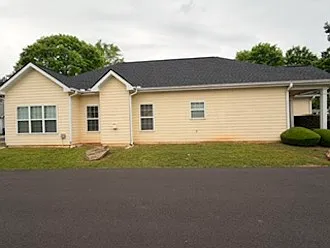 Building Photo - 6109 Park Close