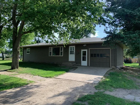 103 N Wallace St, Mount Vernon, SD 57363
