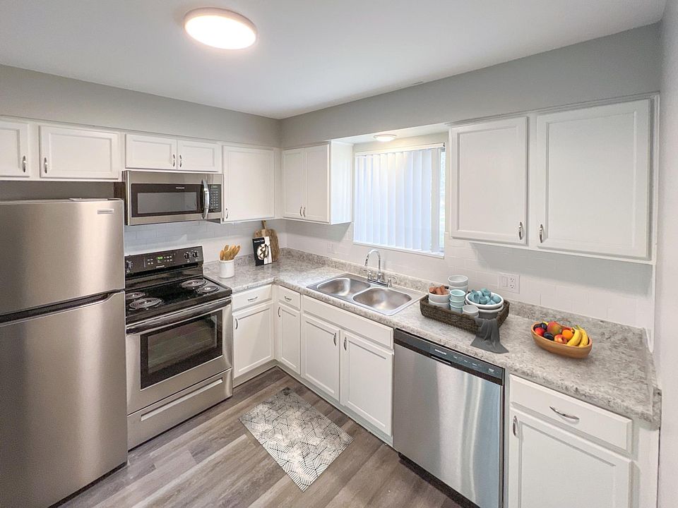 1st image of 6800 Lingor Dr #3