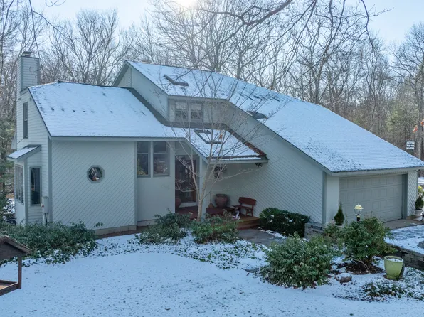 70 Laurel Drive, Voluntown, CT 06384