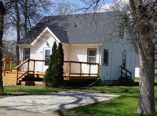 119 1st Ave SE, Rothsay, MN 56579