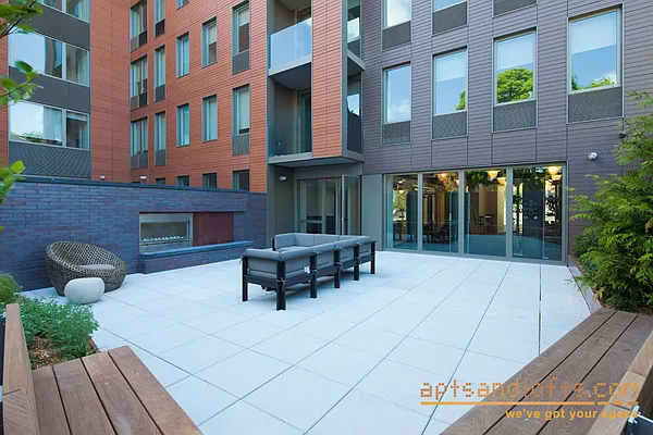 Rented by aptsandlofts.com | media 23