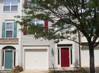 42972 Astell St, Chantilly, VA 20152