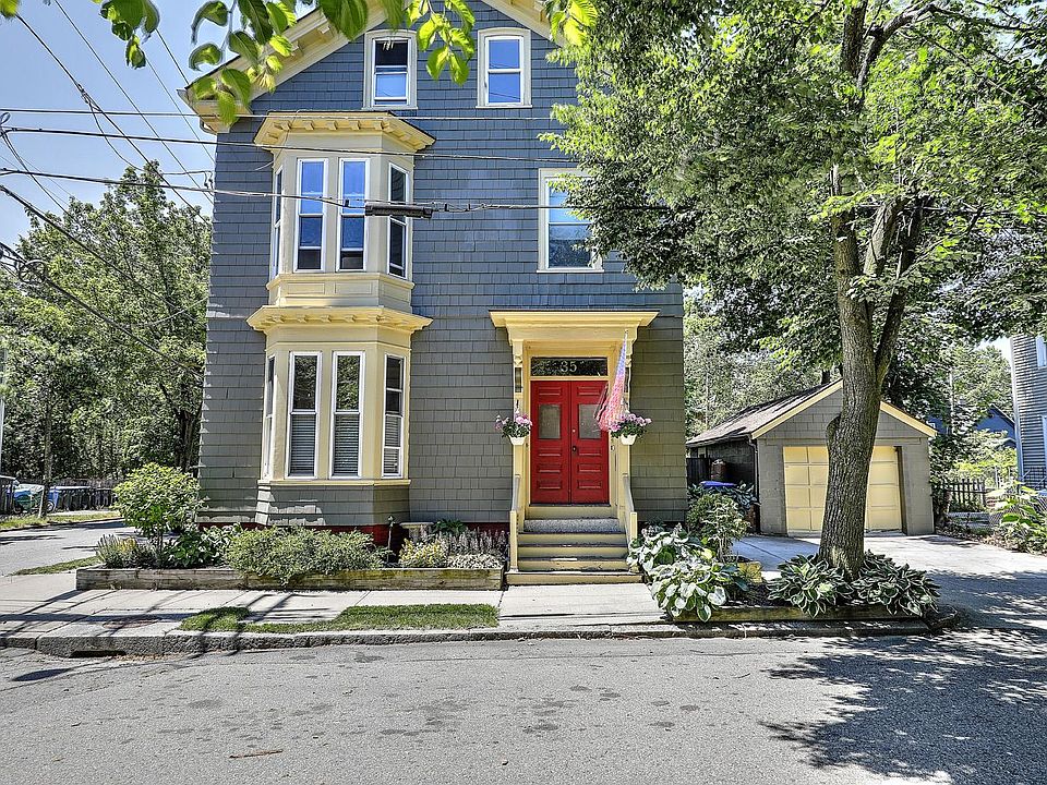 1st image of 35 Hammond St #2