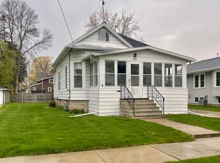 1225 Mount Vernon St, Oshkosh, WI 54901