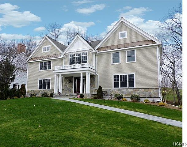 1st image of 5 Seneca Rd