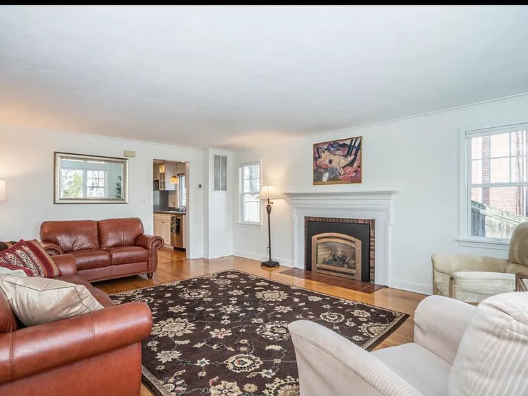 59 Milton St #1 — Photo 5