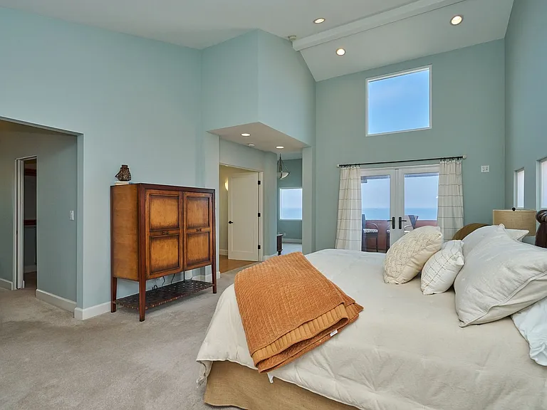 151 Napoleon St — Photo 36