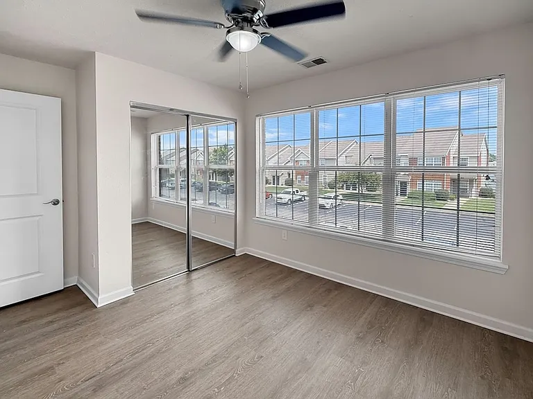 705 Beachfront Dr — Photo 20