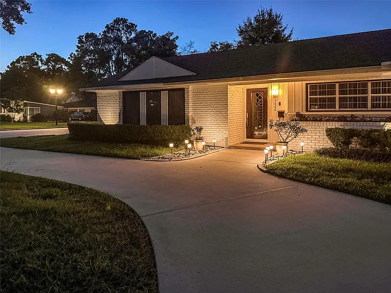 5666 Overbrook Ln — Photo 35