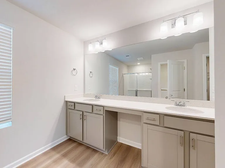 Quinn Residences at Snapping Shoals — Photo 77