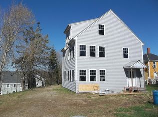 5 Burns Pl, Eastport, ME 04631
