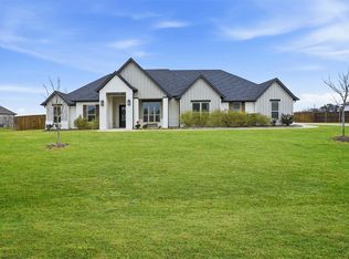 1067 Tobey Ct, Annetta, TX 76008