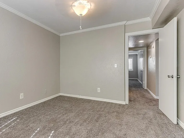 The Current Apartments — Photo 26