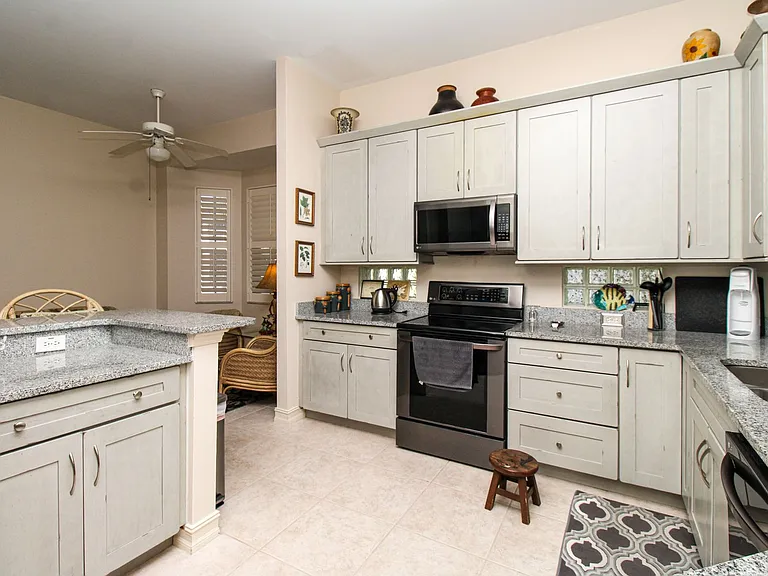 825 Bentwater Cir #101 — Photo 45