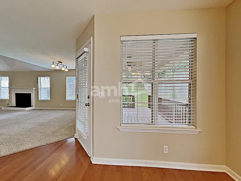 1001 Cobble Pl — Photo 5