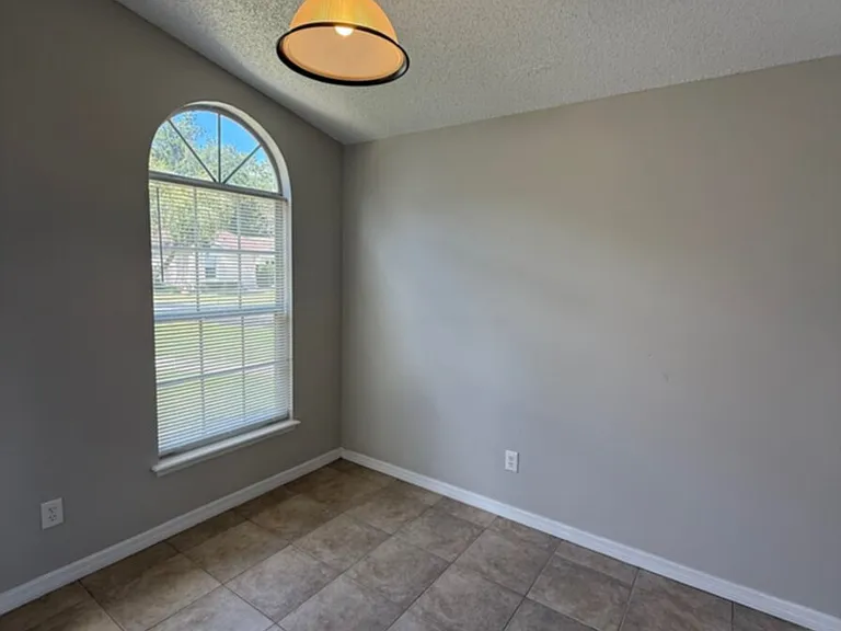 226 Panorama Dr — Photo 4
