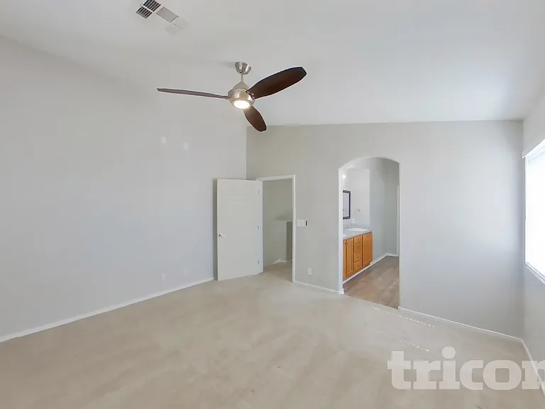 1933 Desert Sage Ave — Photo 6