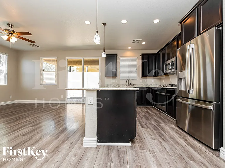 5605 Balsam St — Photo 6