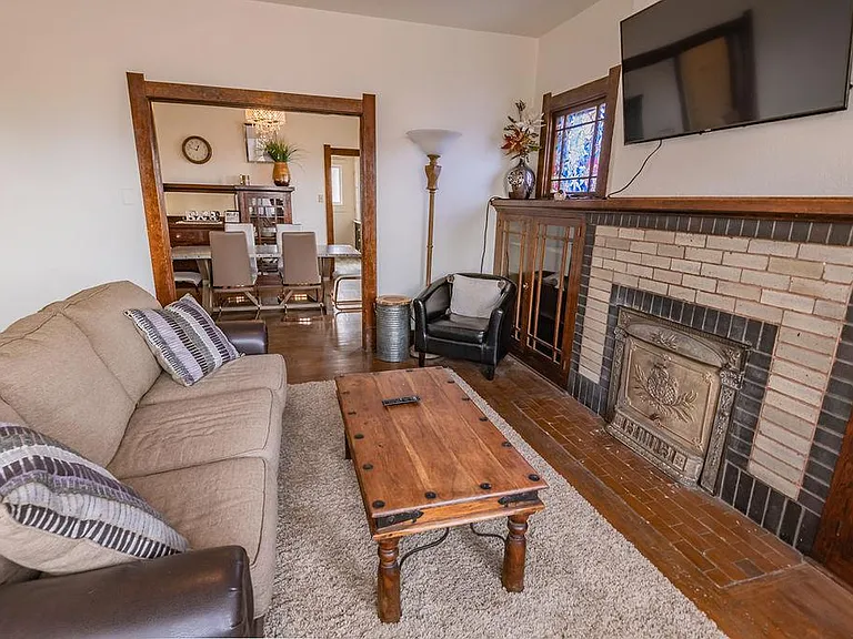 312 Gibbon St #A — Photo 5