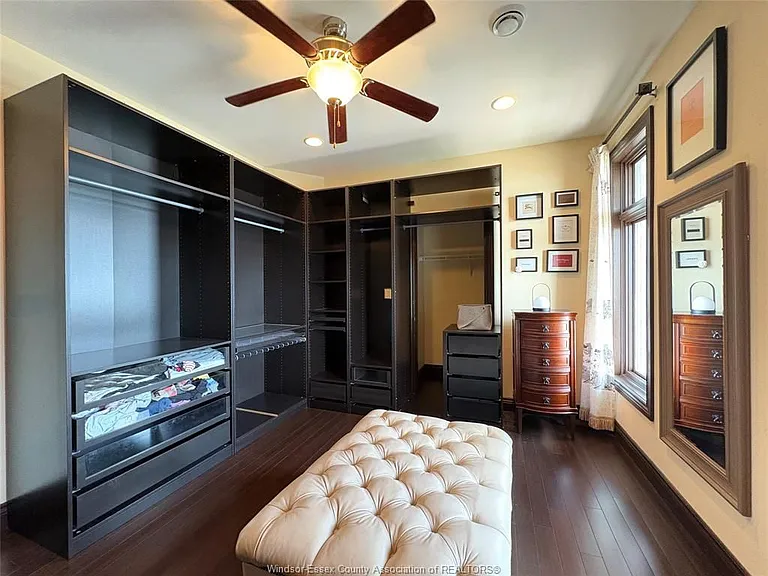 236 Shoreview Ct — Photo 28