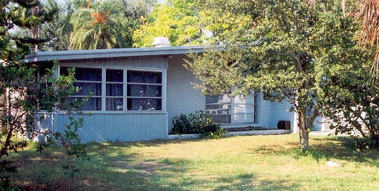 1st image of 1903 Fern Ave