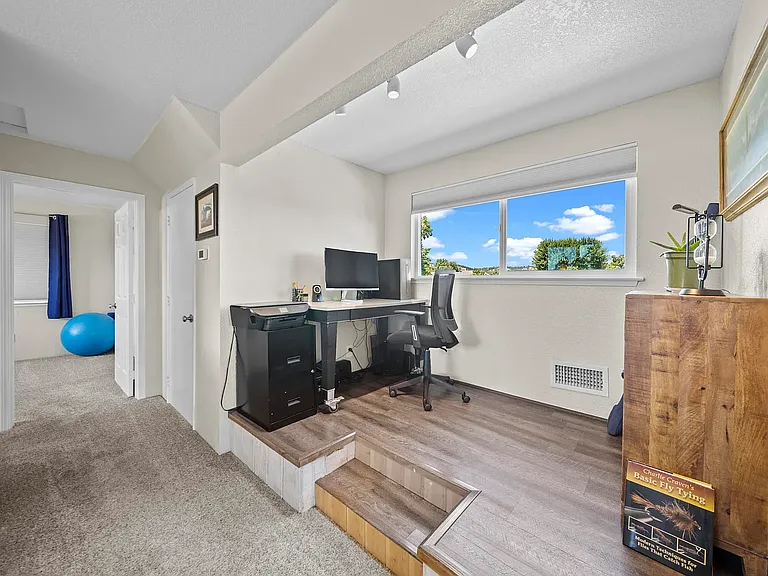22492 Edgewater Dr — Photo 21