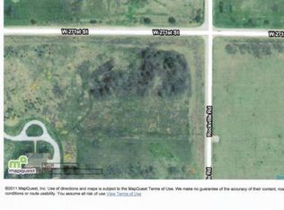W 271st St, Louisburg, KS 66053